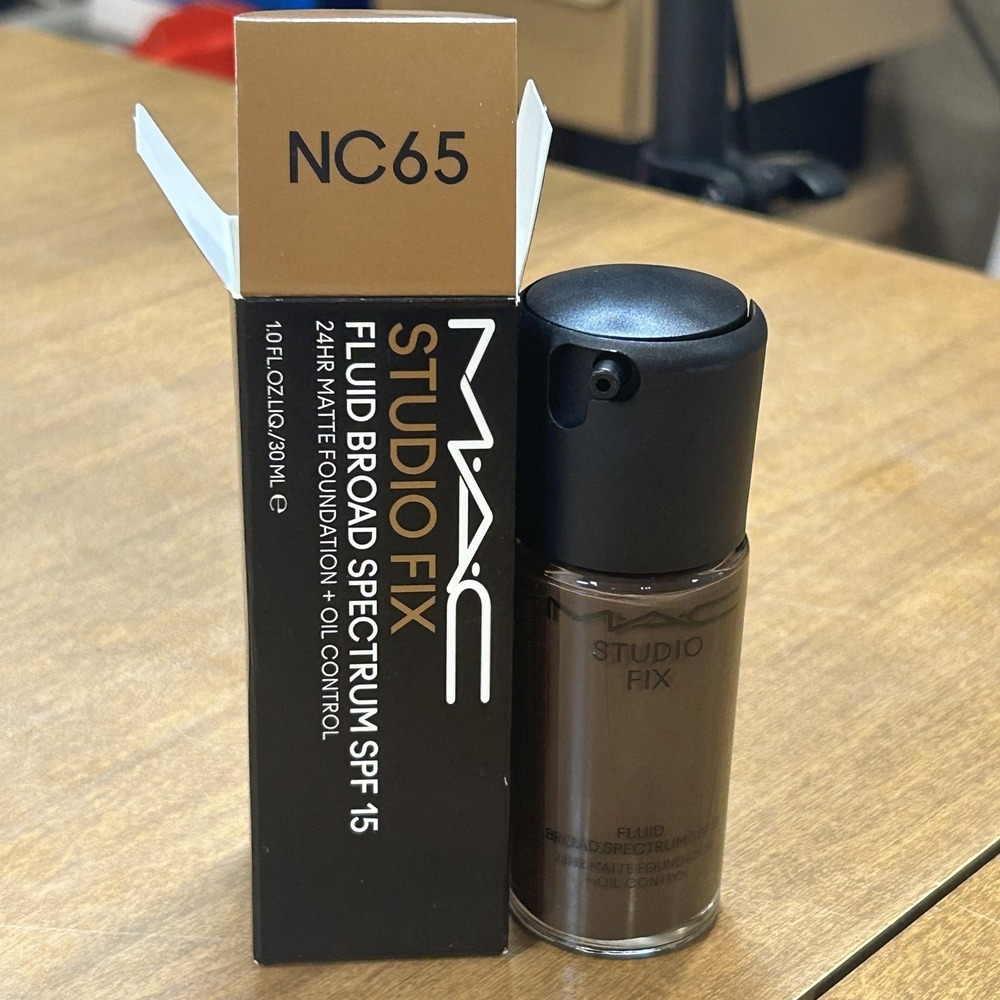 MAC Studio Fix Fluid Foundation NC65 1oz 30ml 24HR Matte SPF 15‎ Oil Control